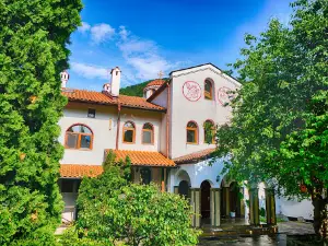 Vrachesh Monastery