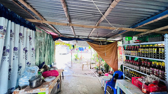 Liezl Gapuz/Ancheta/Salino Grapes Farm and Fruit Stand