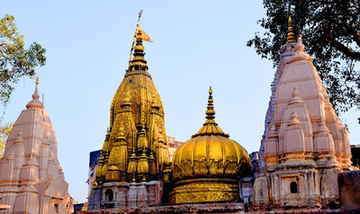 Shri Kashi Vishwanath Temple