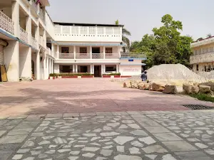 Vrittikut Ashram Pakdi Ballia