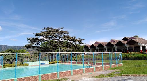 Centro Recreacional Un Sol Para Todos