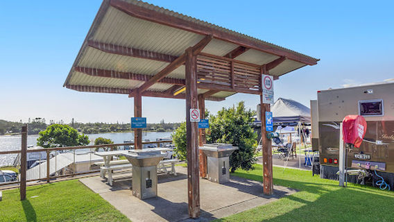 Reflections Shaws Bay - Holiday Park