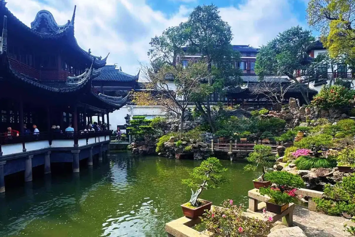 Yu Garden Shanghai: Spring Hall Area