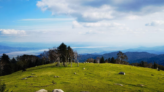 Laoyeling Scenic Area