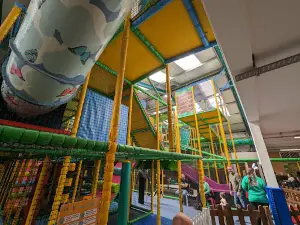 Play @ Lower Drayton Farm