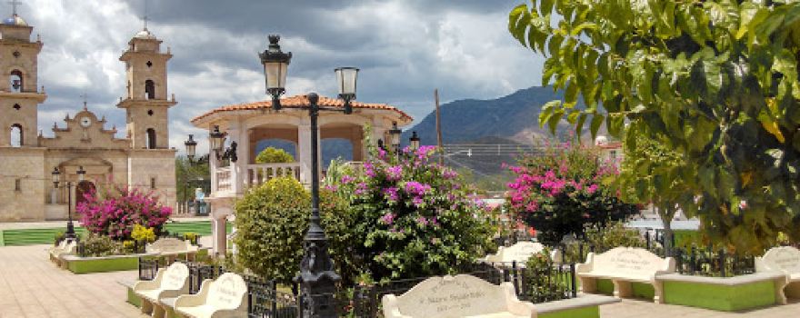 Puente De Camotlán Park