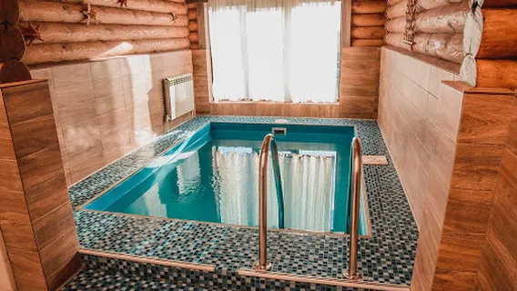 Tridevyatoye Tsarstvo, Bannyy Kompleks