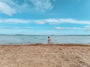 Couchiching Beach