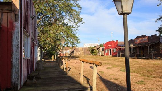 Buffalo Ridge Ghost Town