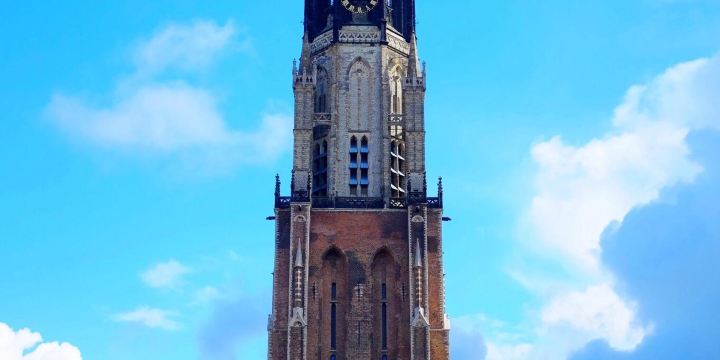 Hugo de Groot Monument