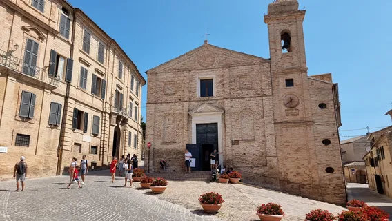Piazza Sabato del Villaggio