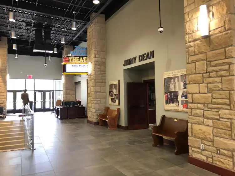 Hotels in Plainview