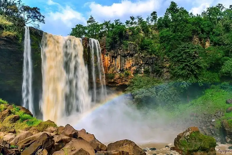 Hotels near Phu Cuong Waterfall