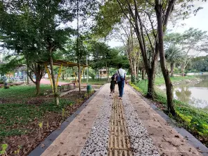 Adipura Park