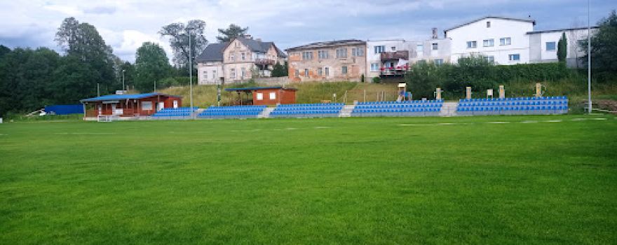 Stadion Sportowy w Łomnicy