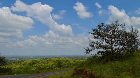 Khanderajuri