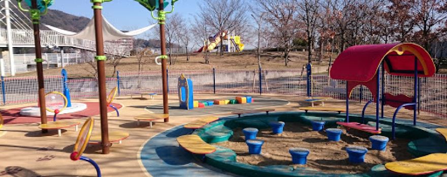 Minasegawa Ryokuchi Park