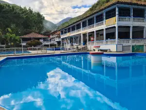 Beaches Recreation Center Puerto Love