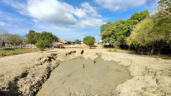 Volcán de Lodo El Tesoro