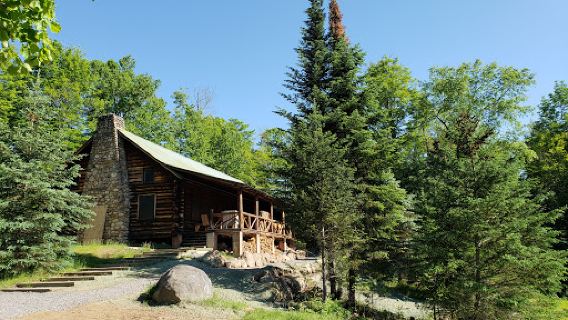 Deerfoot Lodge