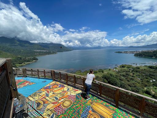 Mirador Kaqasiiwaan.