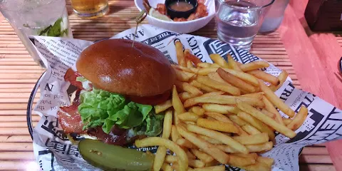 Rainforest Cafe Malta