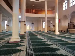 Khalid Bin Al Walid Mosque (Mama Mosque)
