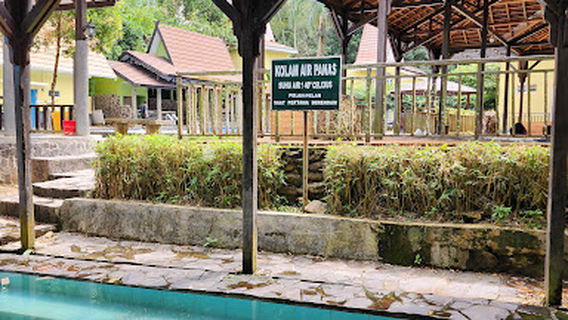 Obyek Wisata Air Panas Tanuhi