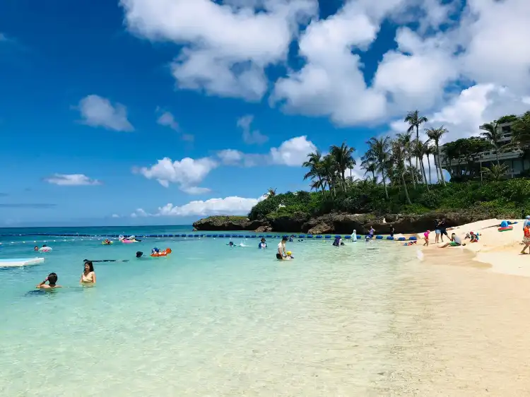 Hotels near Moon Beach