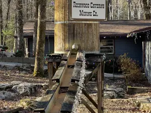 Rickwood Caverns State Park