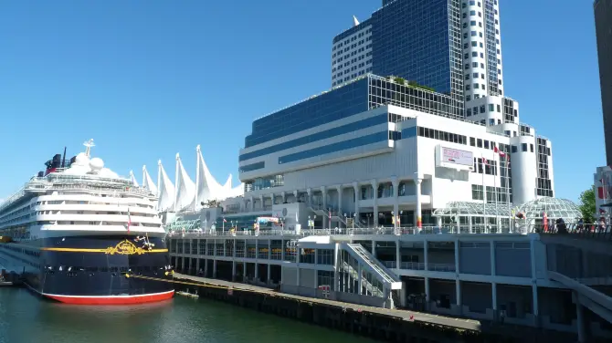 5_Canada Place