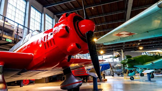 Musée de l'aviation polonaise