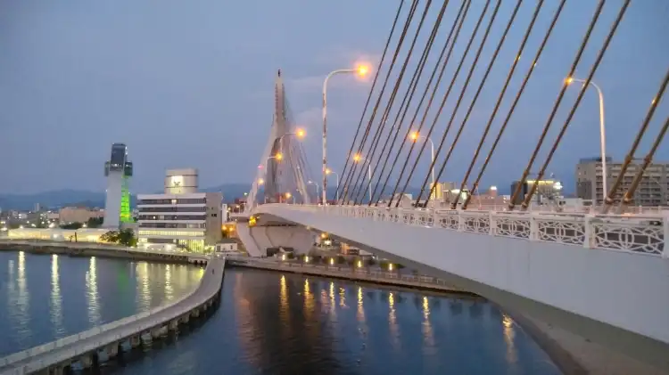 Hotels near Aomori Bay Bridge