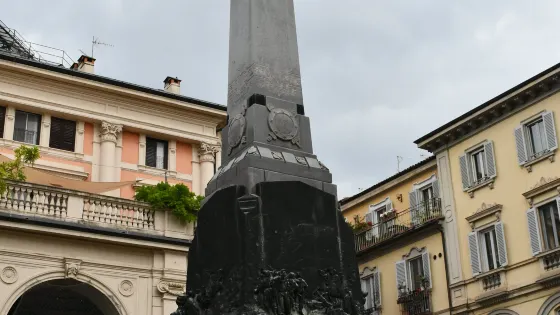 Monumento alla Famiglia Cairoli