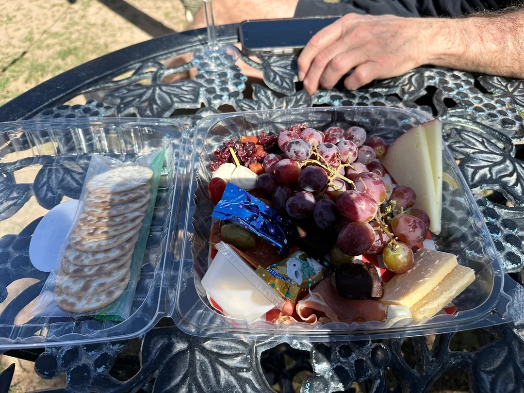 2_Zin Valle Vineyards