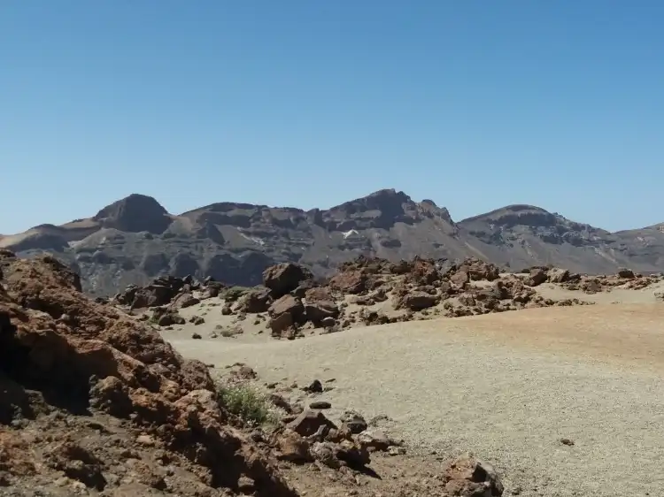 Hotels near Mirador Piedra La Rosa