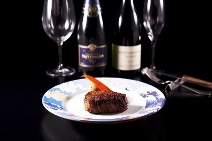 SAMURAI dos Premium Steak House八重洲鉄鋼ビル店