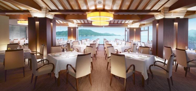 Main Dining Seahorse / Toba Hotel International