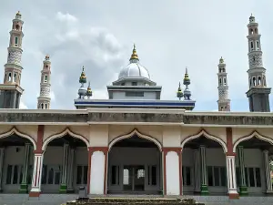 Masjid Agung Darusalam. Desa Subang Jaya