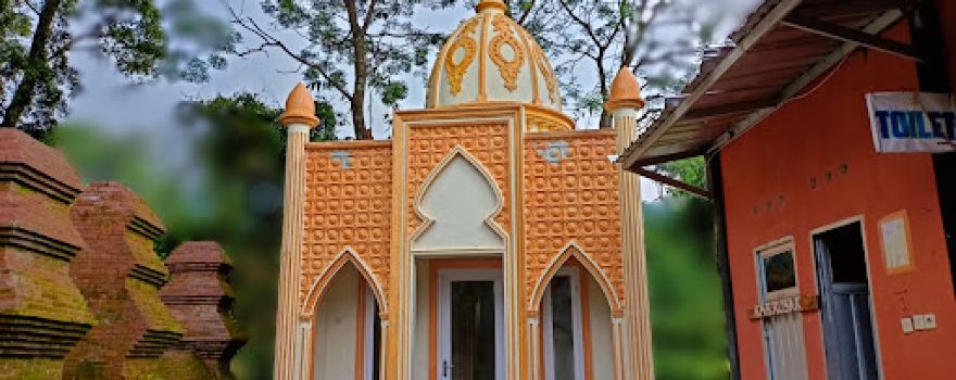 Wisata Alam Seribu Monyet Candi Batur