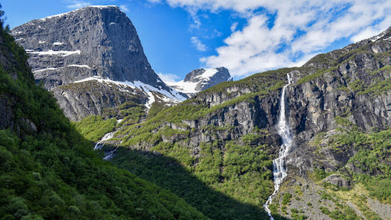 Briksdalsbre Mountain Lodge