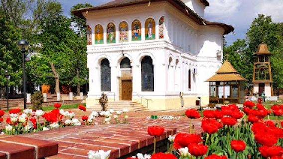 Biserica „Nașterea Sfântului Ioan Botezătorul”