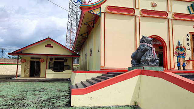 Kelenteng Amal Bakti Baturusa