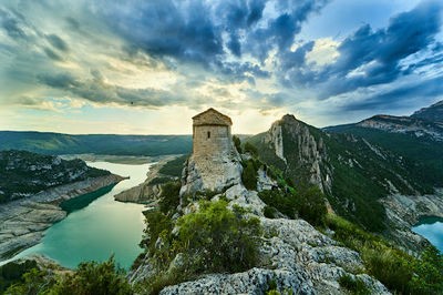 Serra del Montsec