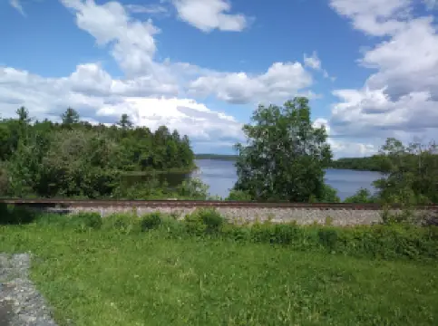 Long Pond Camp & Guide Services