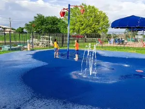 Robin Bledsoe Park