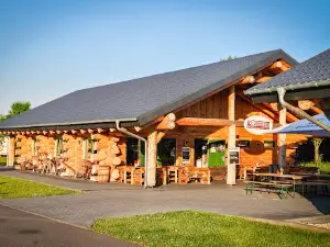 Camp Casel - Das Feriendorf für Camping und Wohnen
