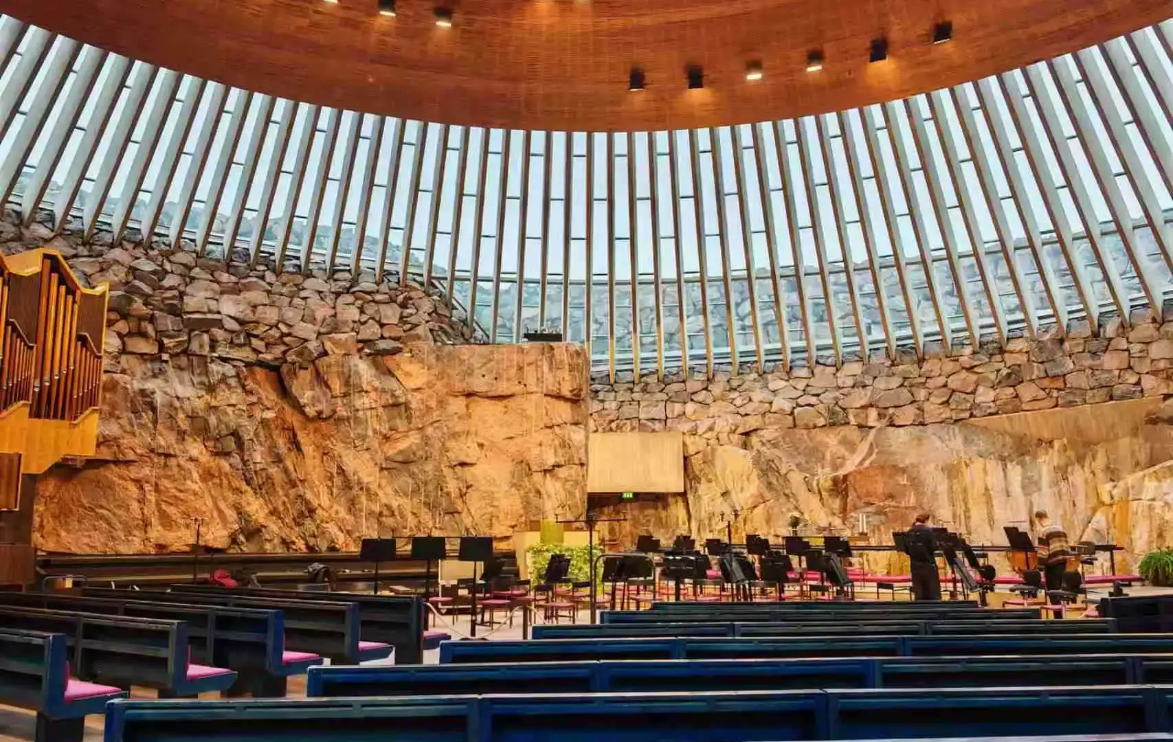 Hotels near Temppeliaukio Church