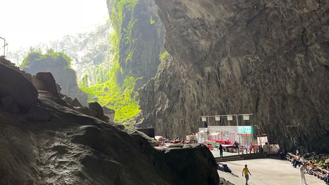 Baimo Cave - Karst Cave Hall