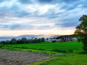 Hauganfjæra Camping